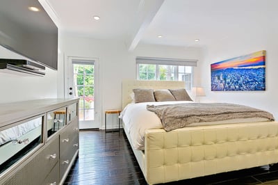Luxury Villa Photo #29