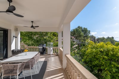 Luxury Villa Photo #9