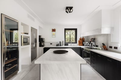 Luxury Villa Photo #13