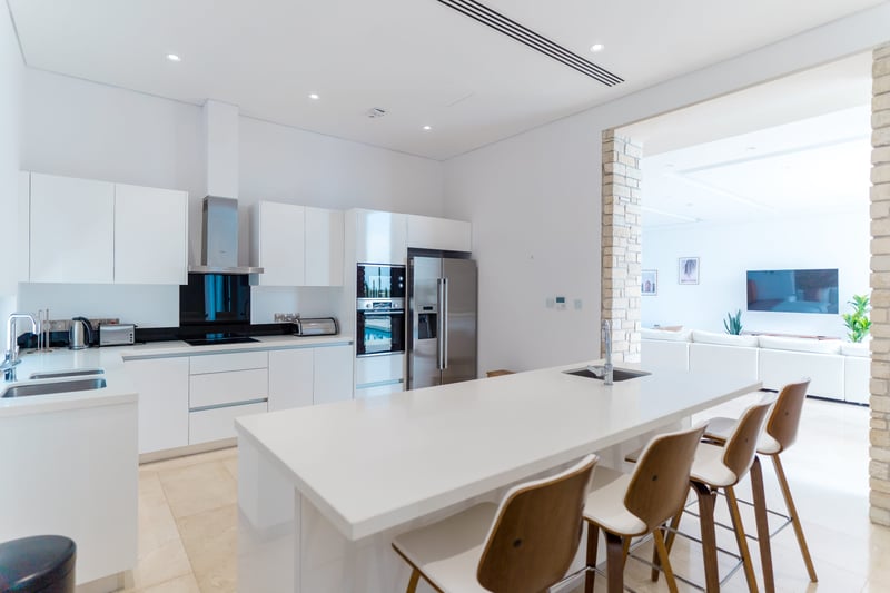 Six Bedroom Seafront Villas