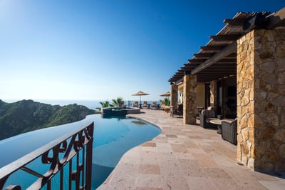 Luxury Villa Photo #9