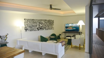 Luxury Villa Photo #23
