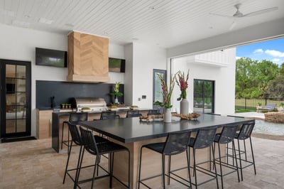 Luxury Villa Photo #15