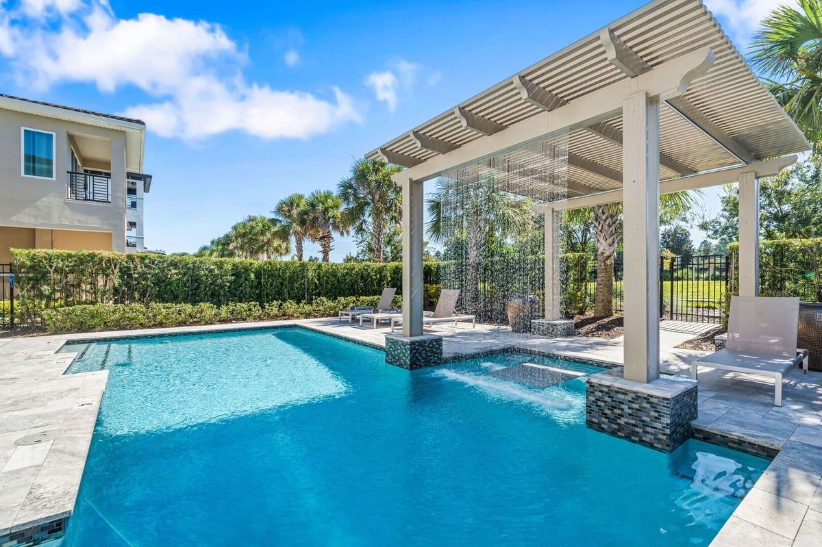 Reunion Tropical Retreat