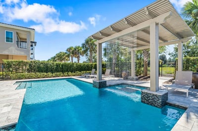Luxury Villa Photo #6