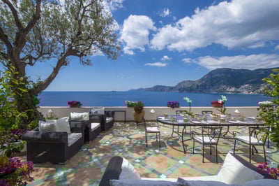 Luxury Villa Photo #21