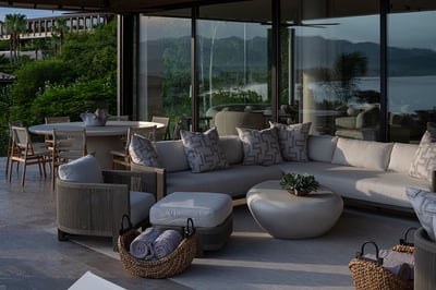 Luxury Villa Photo #17