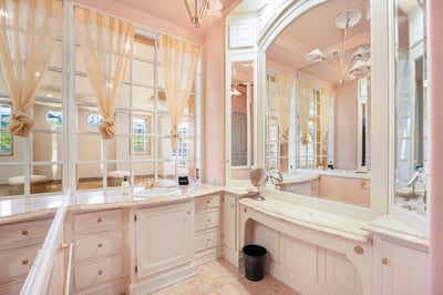 Luxury Villa Photo #45