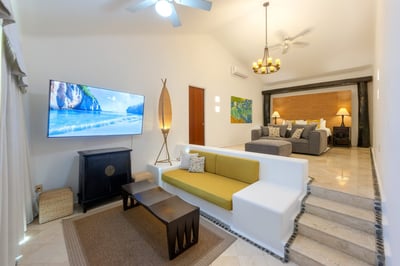 Luxury Villa Photo #34