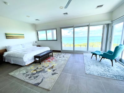 Luxury Villa Photo #48
