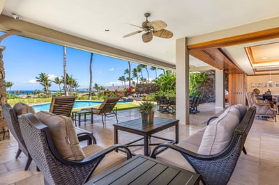 Luxury Villa Photo #11