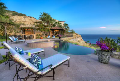 Luxury Villa Photo #8