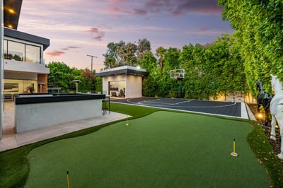 Luxury Villa Photo #9