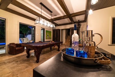 Luxury Villa Photo #11
