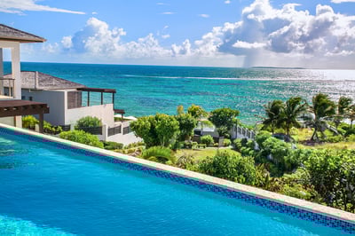 Luxury Villa Photo #6