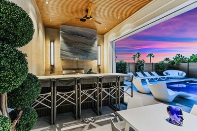 Luxury Villa Photo #17