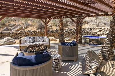 Luxury Villa Photo #9