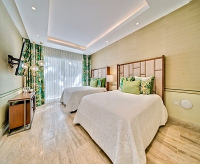 Luxury Villa Photo #31