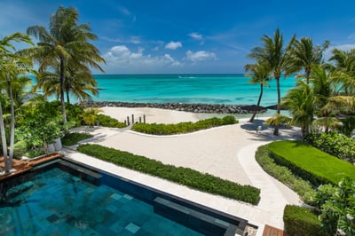 Luxury Villa Photo #5