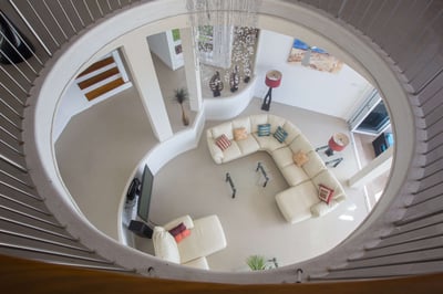Luxury Villa Photo #18