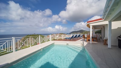 Luxury Villa Photo #2