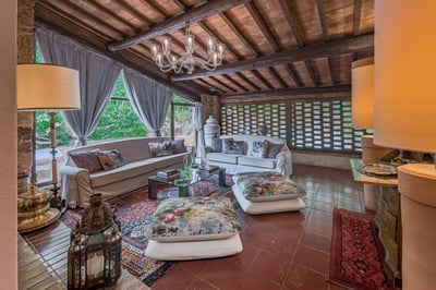 Luxury Villa Photo #36