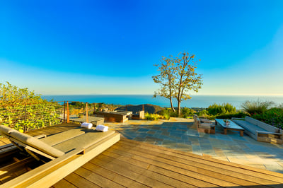 Luxury Villa Photo #6