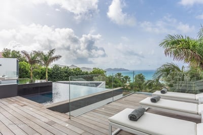 Luxury Villa Photo #8