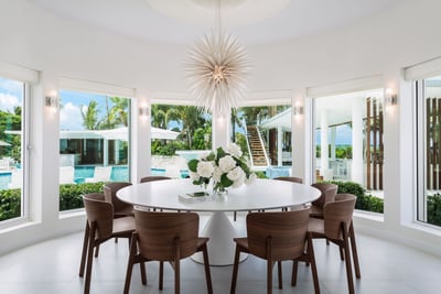 Luxury Villa Photo #23