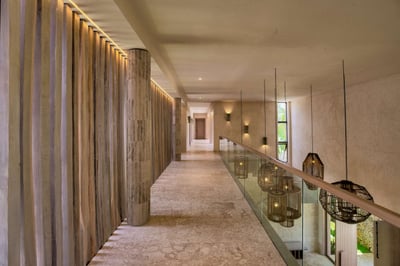 Luxury Villa Photo #28