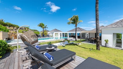 Pool 1 & Terrace