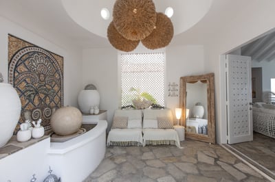 Luxury Villa Photo #28