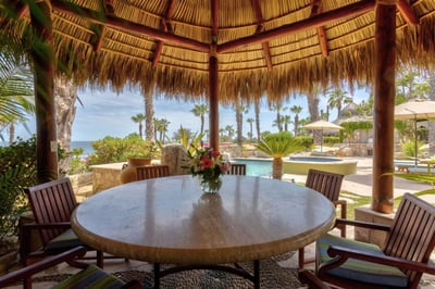 Luxury Villa Photo #8