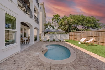Luxury Villa Photo #2