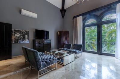 Luxury Villa Photo #63