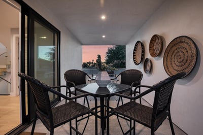 Luxury Villa Photo #34