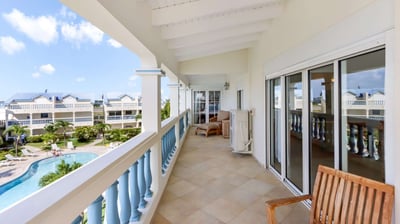 Luxury Villa Photo #6