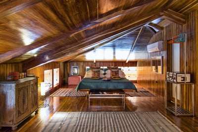 Luxury Villa Photo #22