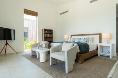 Luxury Villa Photo #22