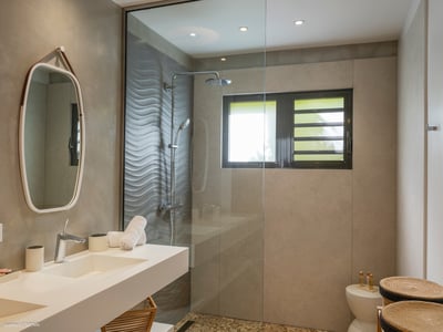 Luxury Villa Photo #32