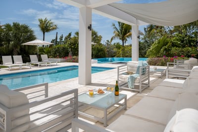 Luxury Villa Photo #14