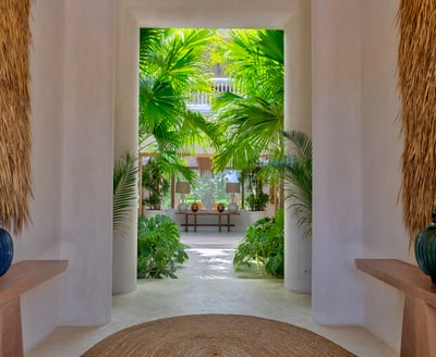 Luxury Villa Photo #23