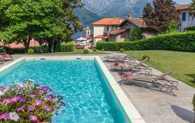 Luxury Villa Photo #2