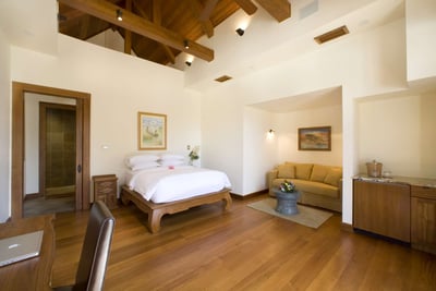 Luxury Villa Photo #38