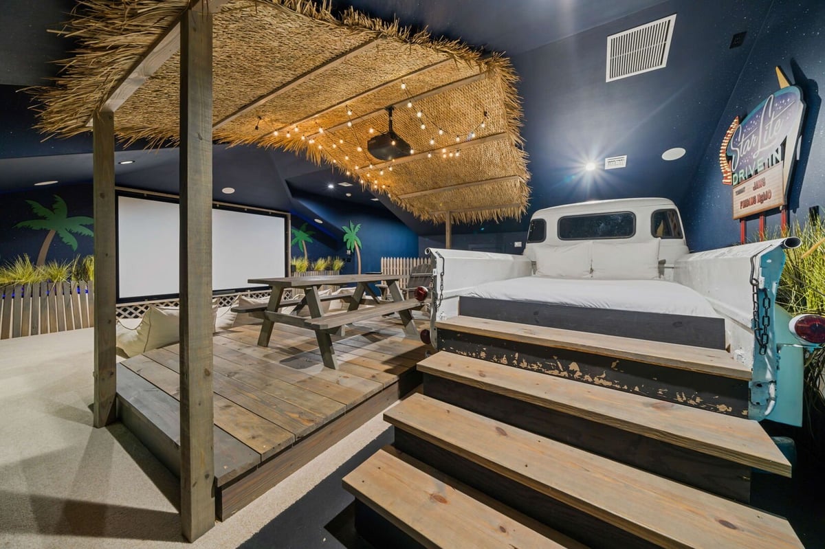 Majestic Mirage Estate