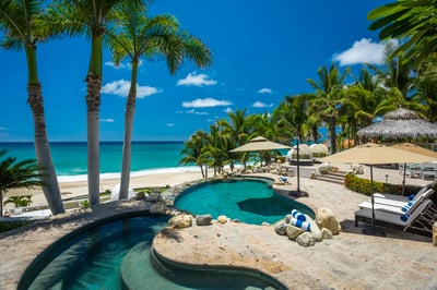 Luxury Villa Photo #5
