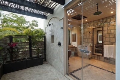 Luxury Villa Photo #48