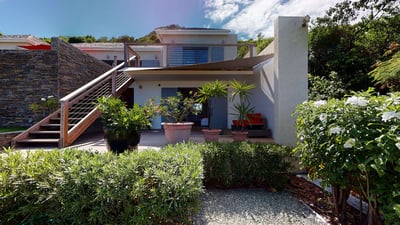 Luxury Villa Photo #25