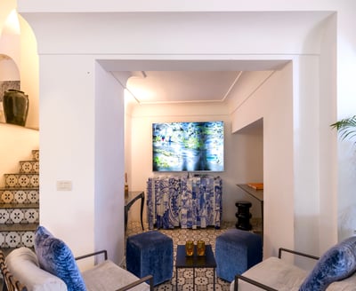 Luxury Villa Photo #23