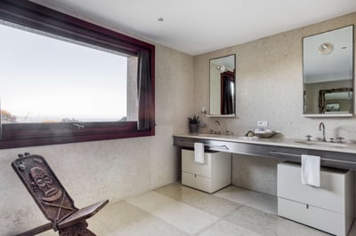 Luxury Villa Photo #29